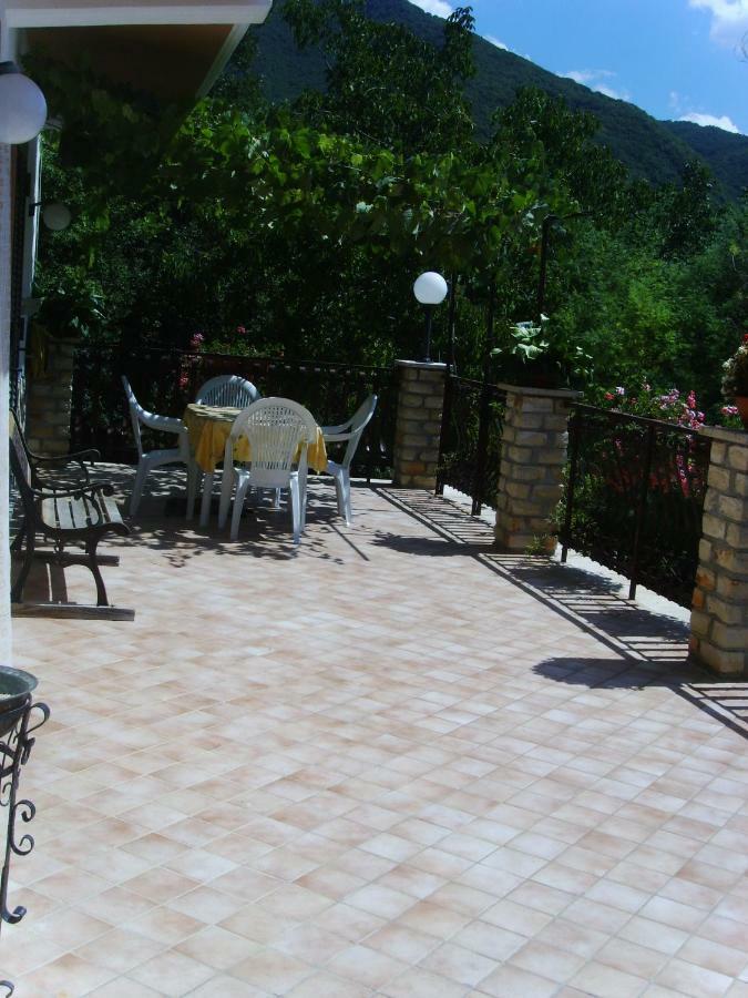Casa Lieta Panzió Subiaco Kültér fotó