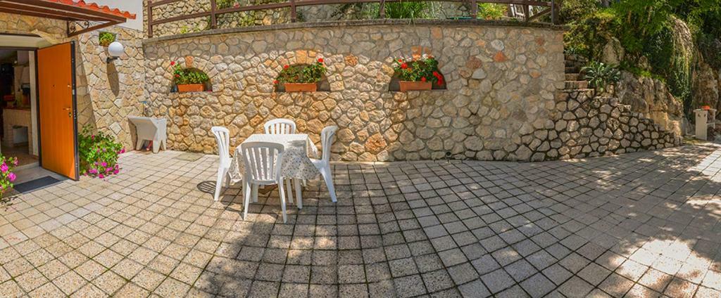 Casa Lieta Panzió Subiaco Kültér fotó